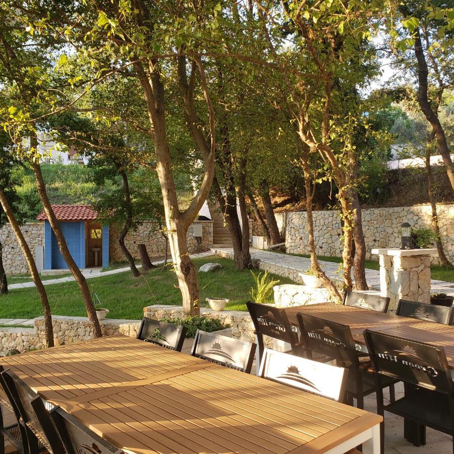 Green Hill Apartments Ulcinj Bagian luar foto