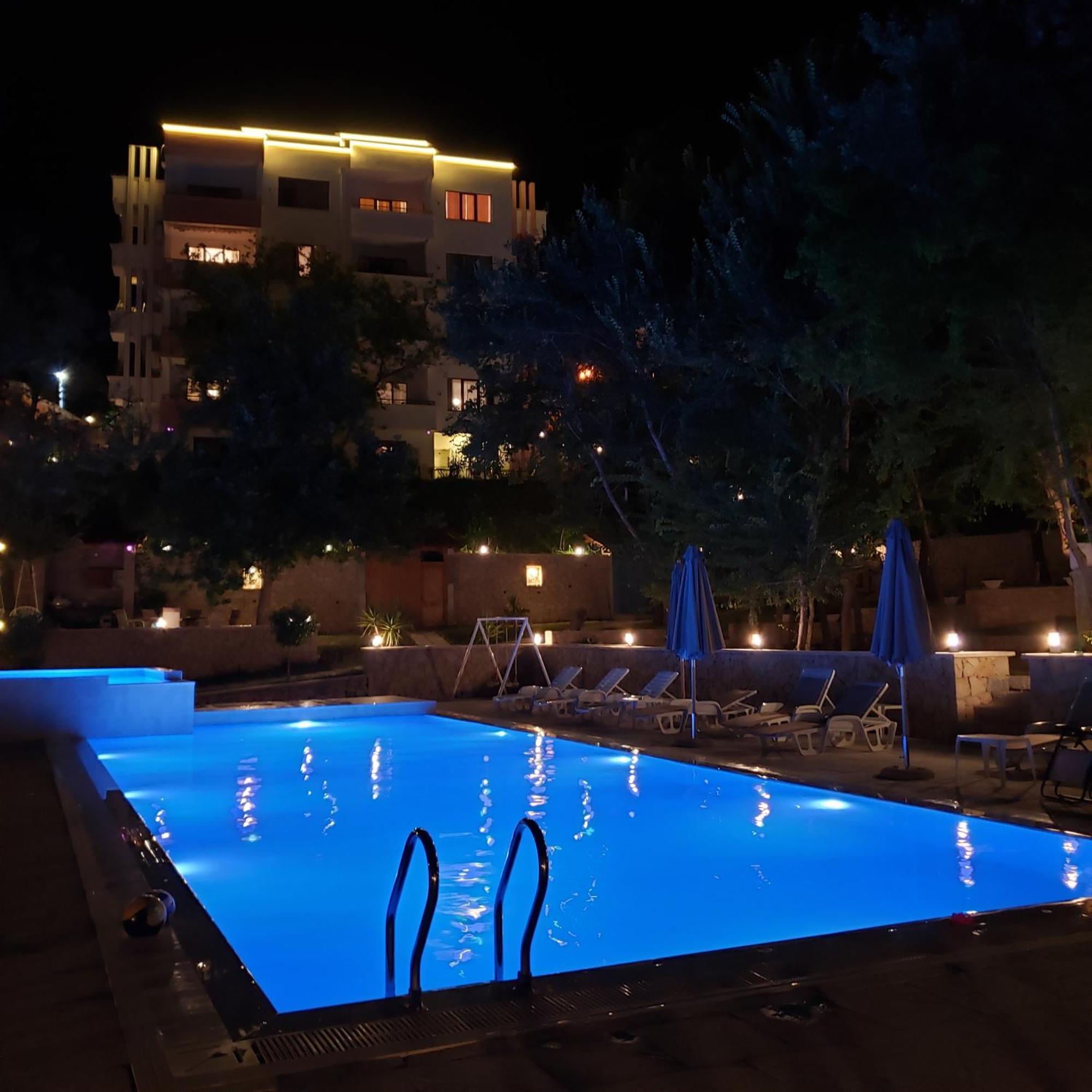 Green Hill Apartments Ulcinj Bagian luar foto
