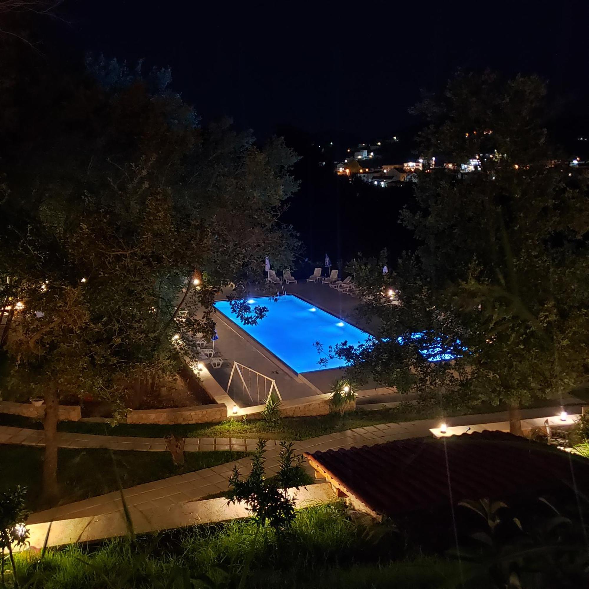 Green Hill Apartments Ulcinj Bagian luar foto
