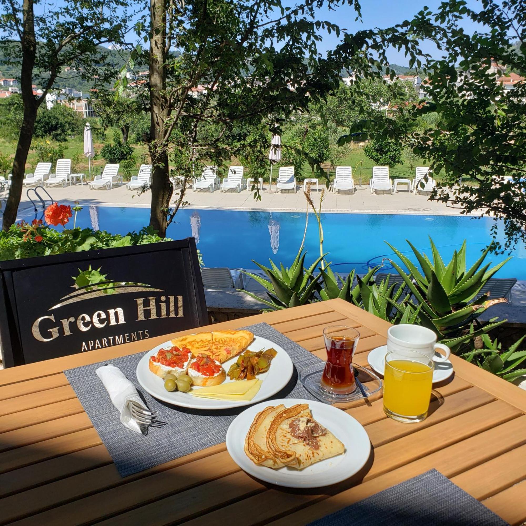 Green Hill Apartments Ulcinj Bagian luar foto
