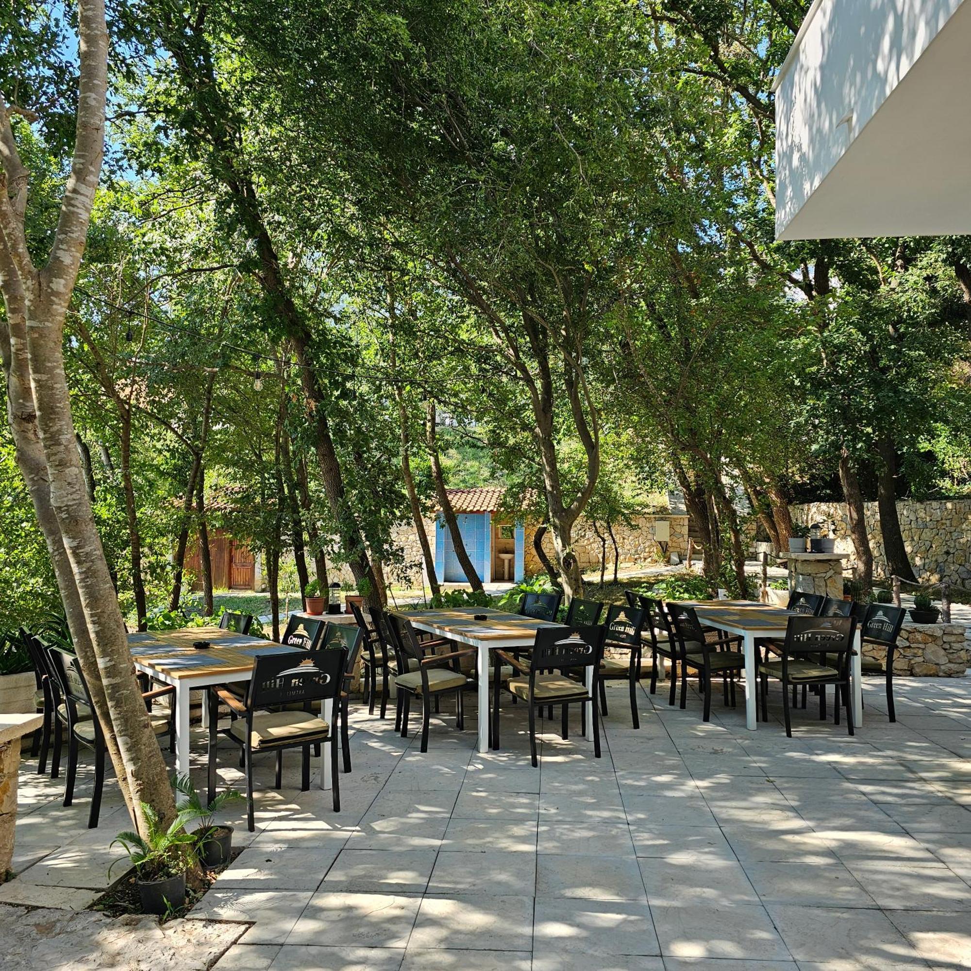 Green Hill Apartments Ulcinj Bagian luar foto