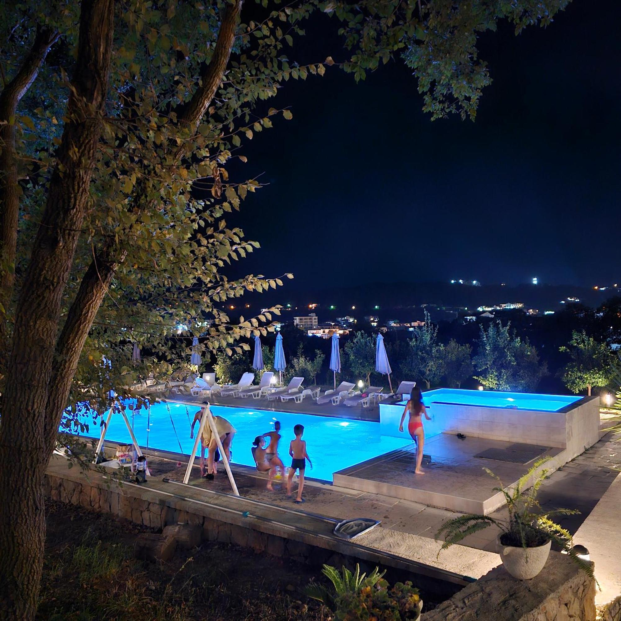 Green Hill Apartments Ulcinj Bagian luar foto